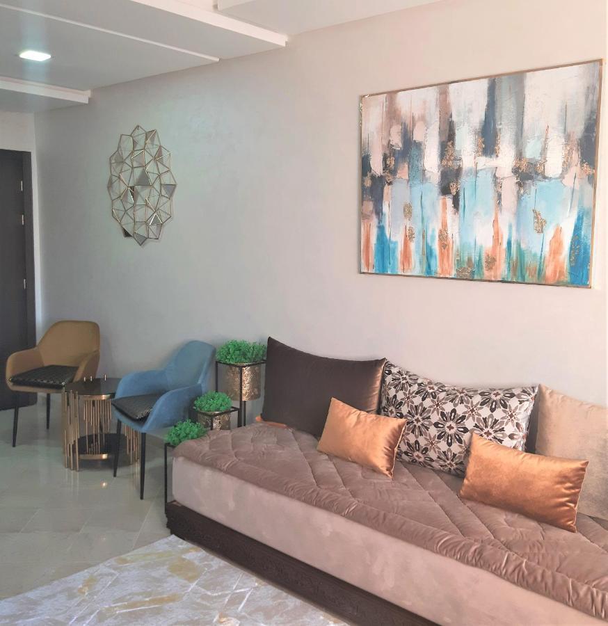 Appartement Pour Familles En Residence Avec Piscine Et Wifi Marrakesh Exterior photo
